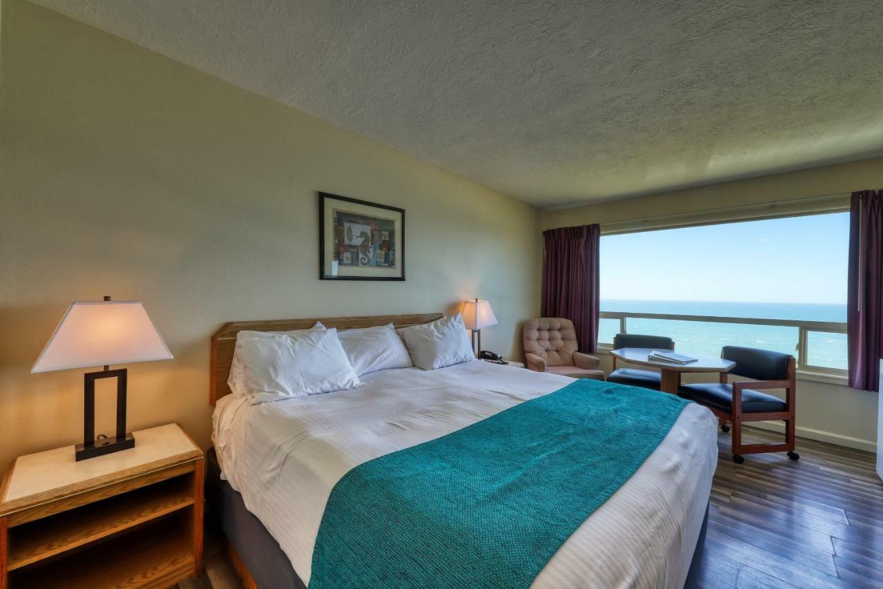 Sea Horse Ocean Front Lodging Lincoln City Room photo