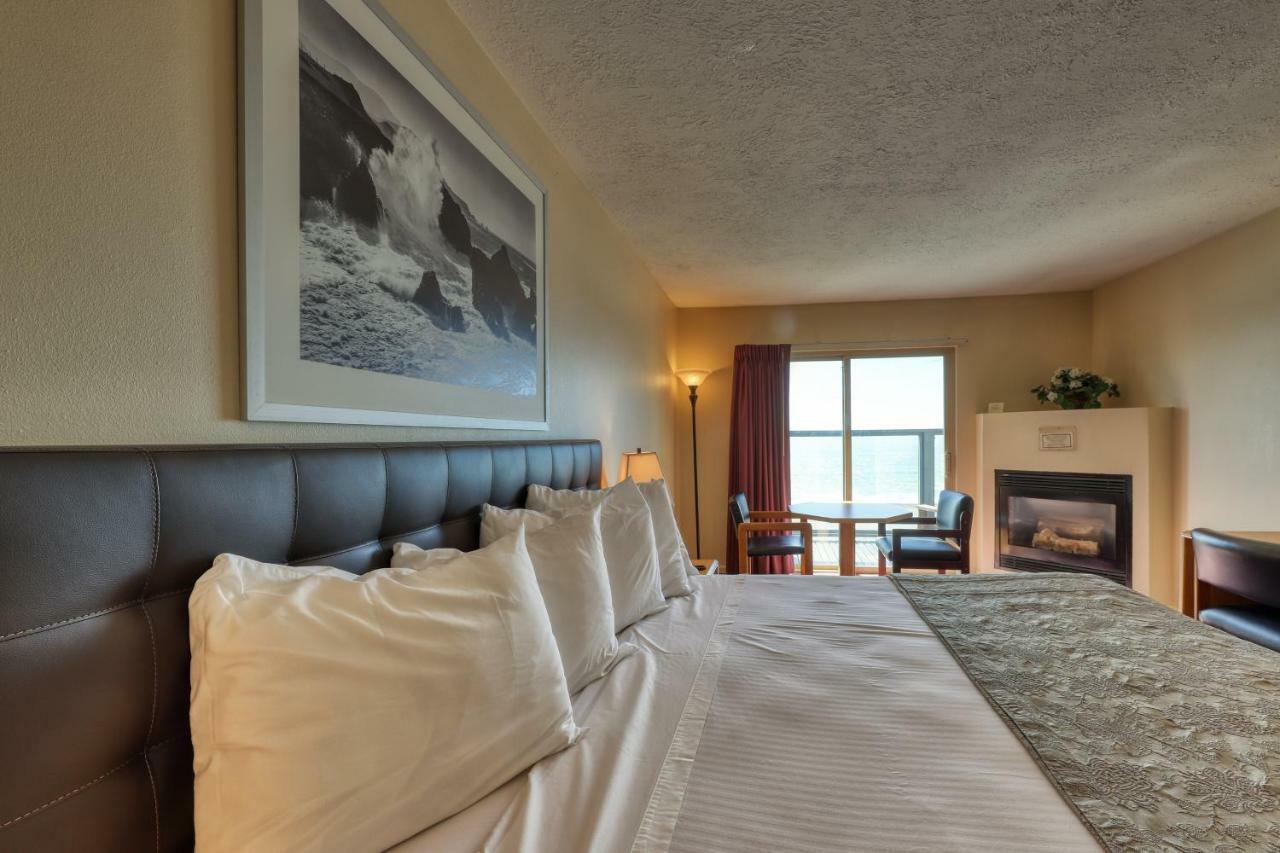 Sea Horse Ocean Front Lodging Lincoln City Room photo